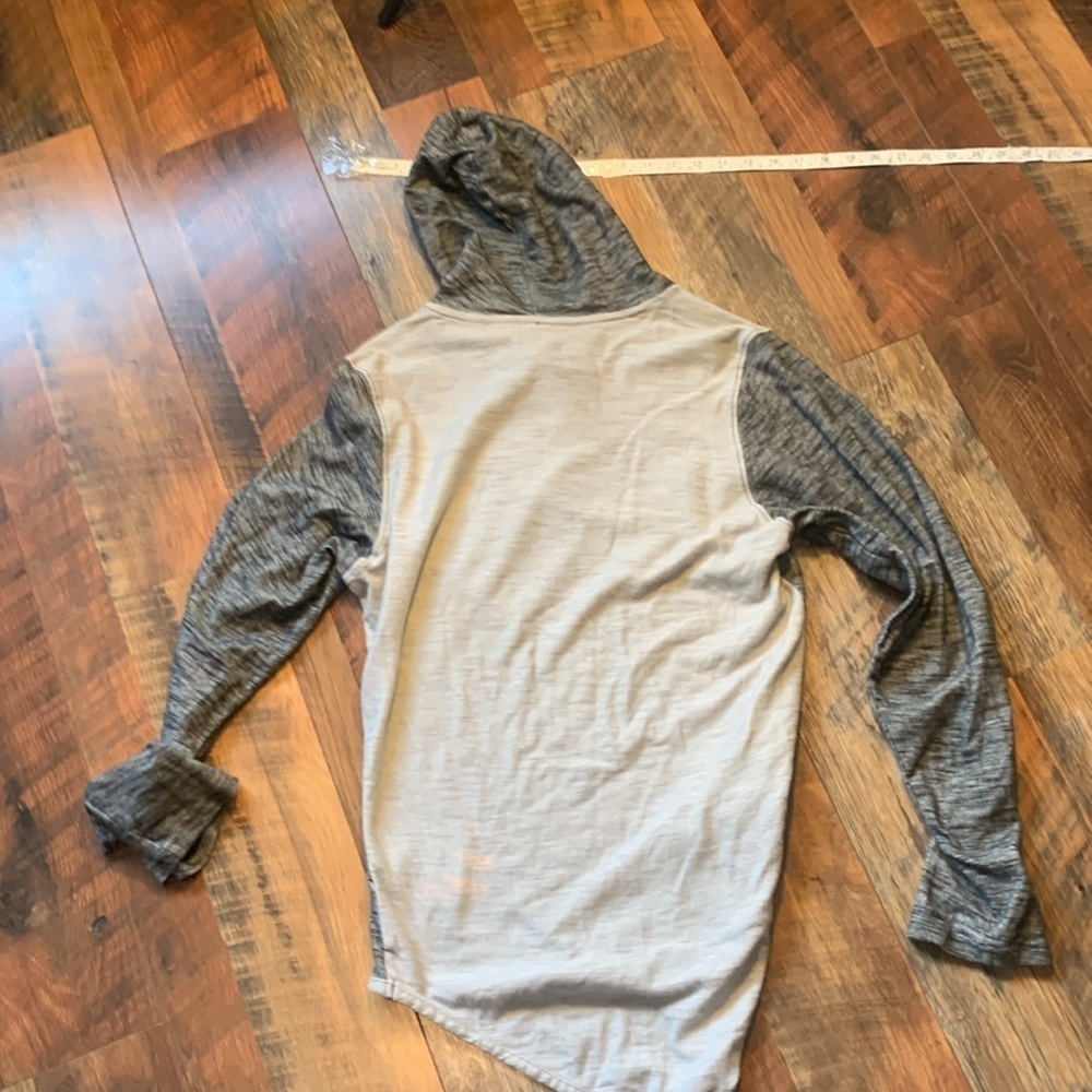 Raw yarn industries grey hooded shirt size small in box 6 - Picture 6 of 6
